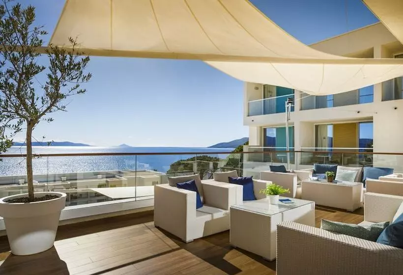 Отель Valamar Bellevue Resort