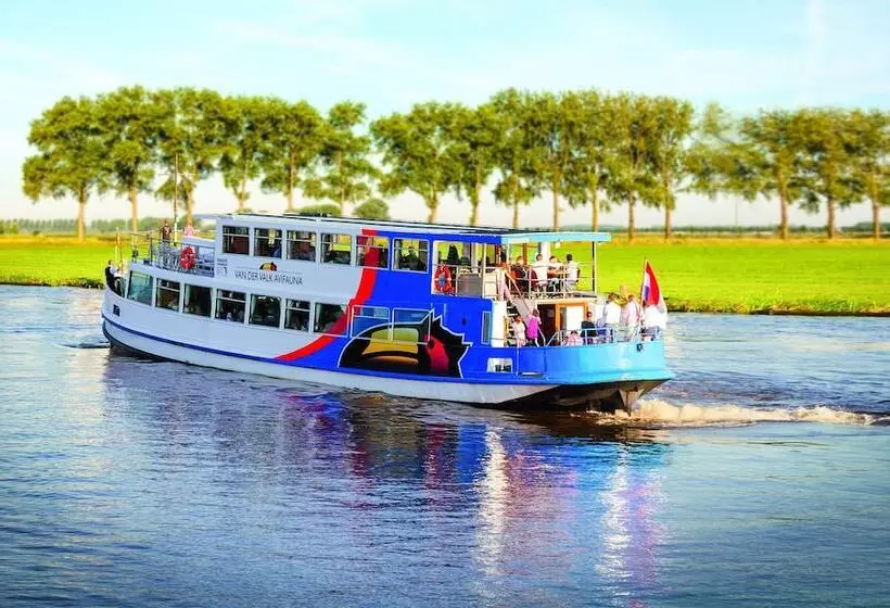 Van Der Valk Hotel Avifauna