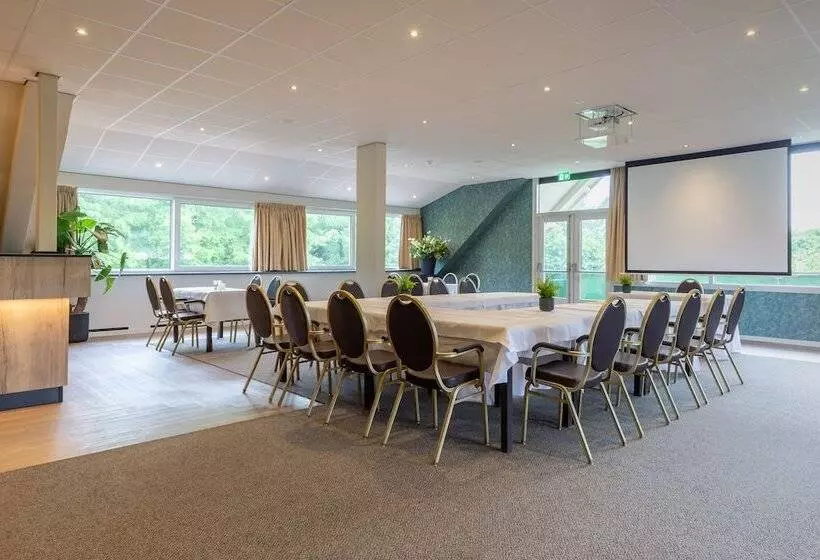 Van Der Valk Hotel Avifauna