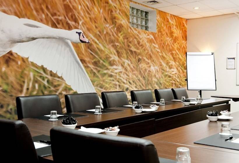 Van Der Valk Hotel Avifauna