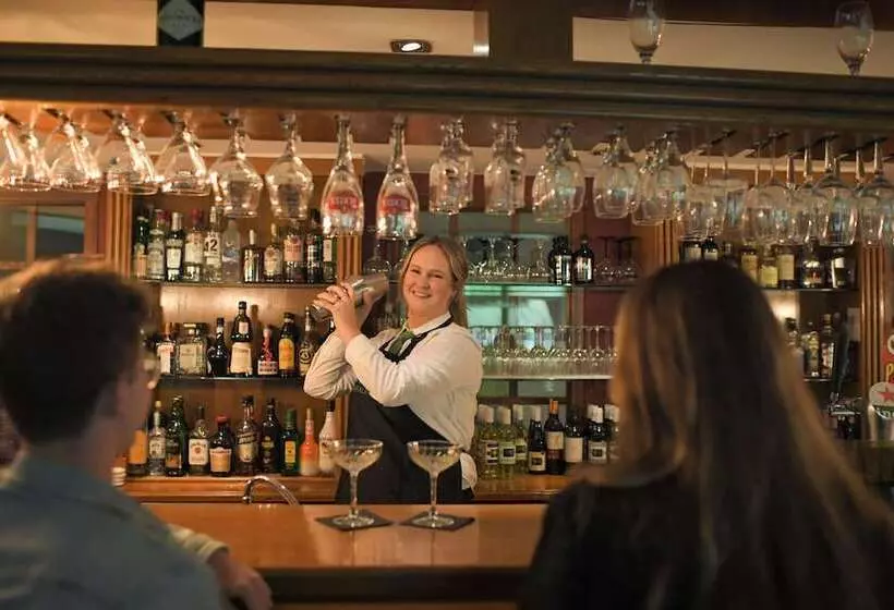 Van Der Valk Hotel Avifauna