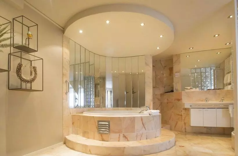 Van Der Valk Hotel Avifauna