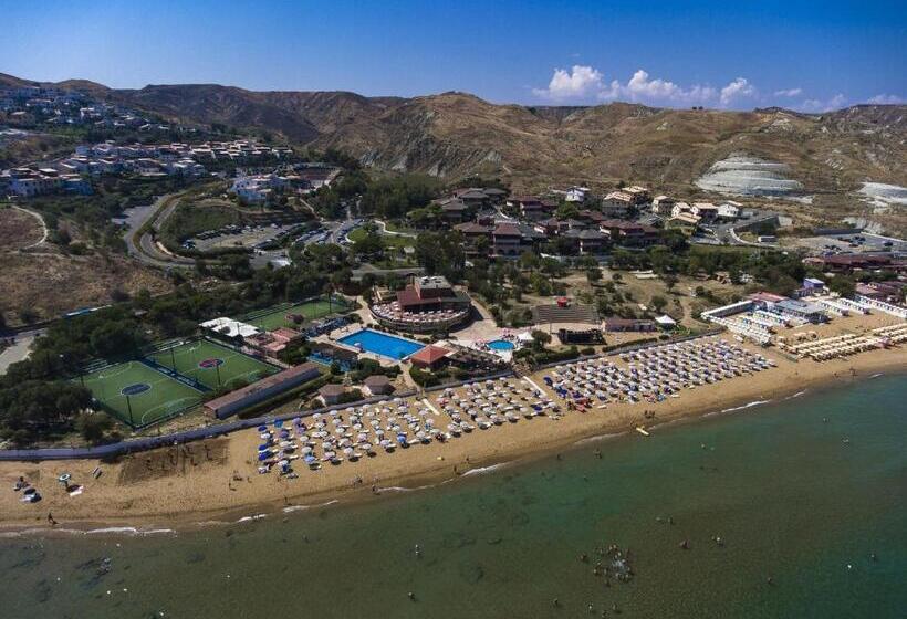 هتل Amareclub Club Casarossa