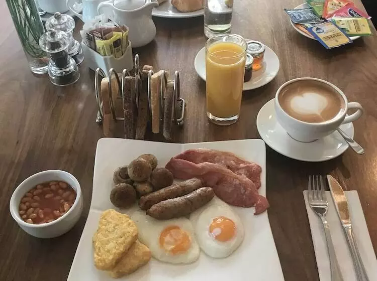 The Continental Hotel Heathrow