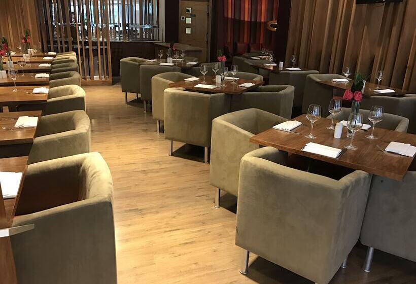 The Continental Hotel Heathrow