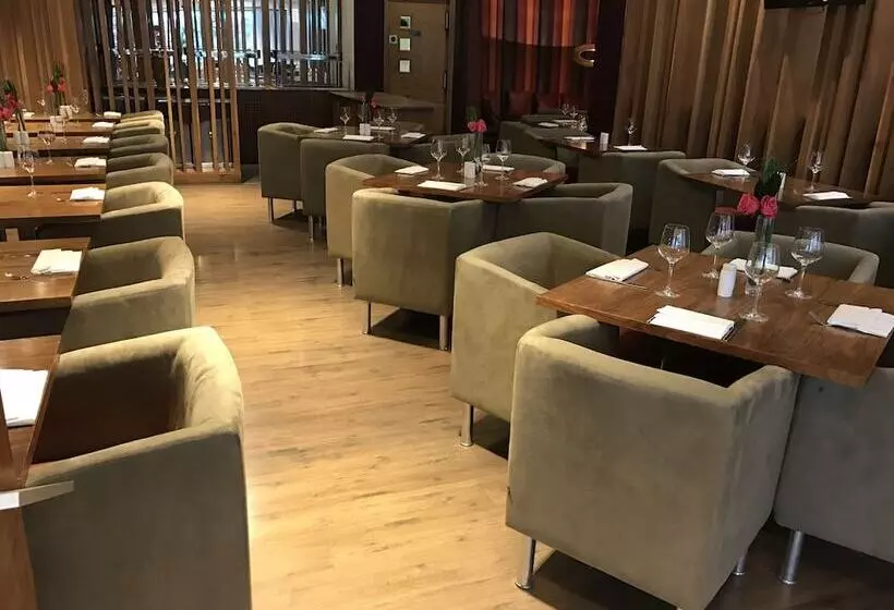 The Continental Hotel Heathrow