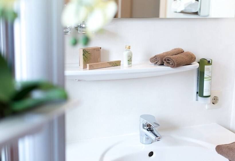 Centro Hotel U No1, Trademark Collection By Wyndham