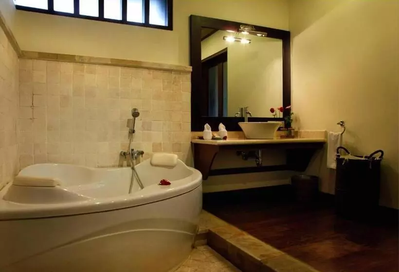 Отель Bagus Jati Health & Wellbeing Retreat