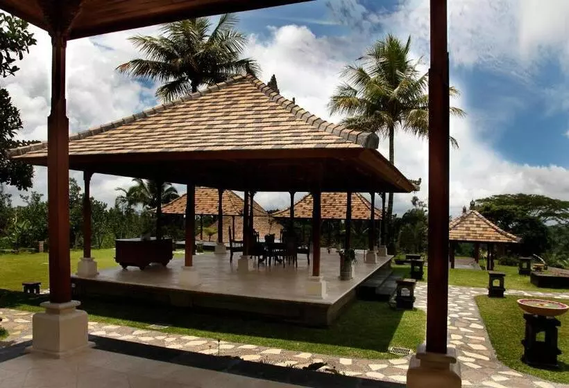 Отель Bagus Jati Health & Wellbeing Retreat