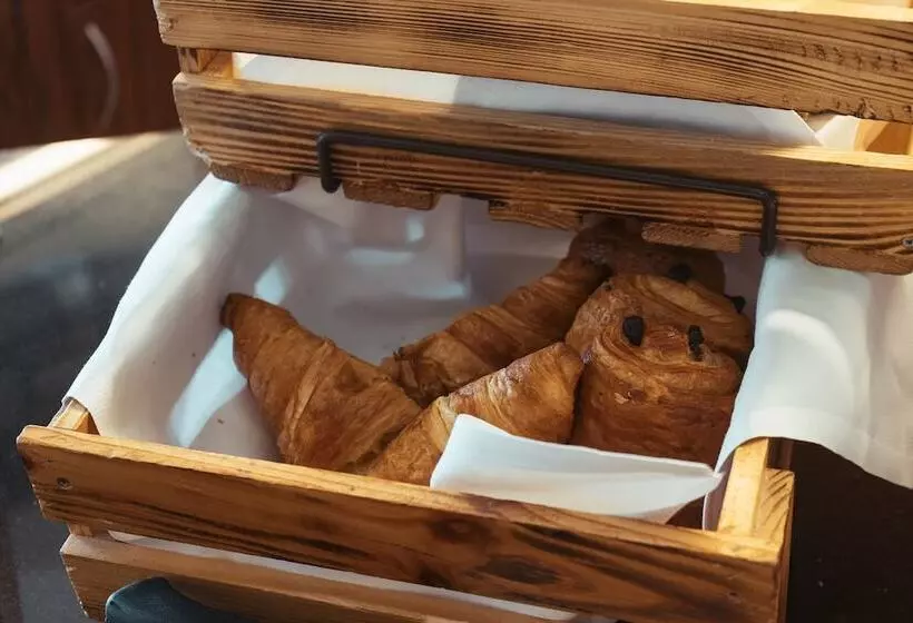 فندق Courtyard By Marriott Duesseldorf Hafen