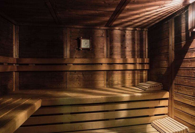 호텔 Courtyard By Marriott Duesseldorf Hafen