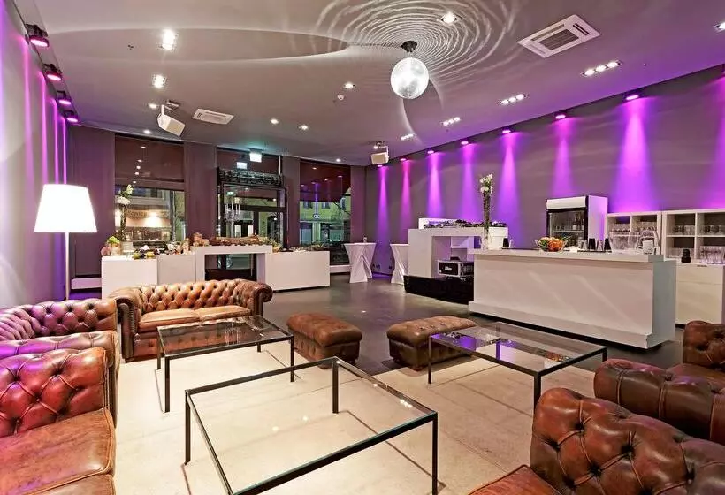 هتل Ellington Berlin