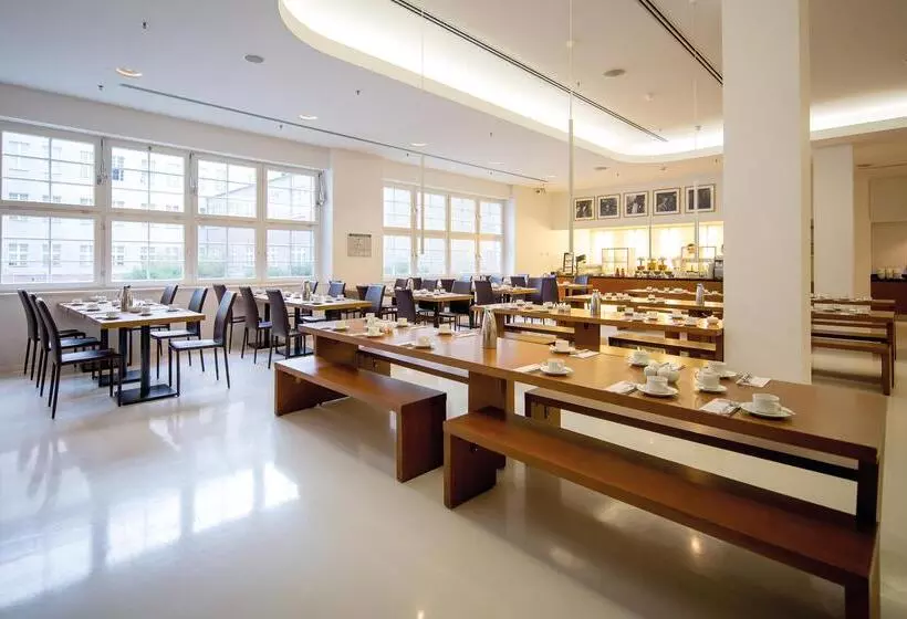 هتل Ellington Berlin