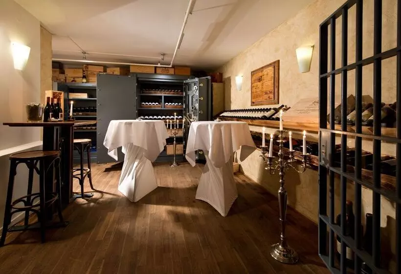 هتل Ellington Berlin