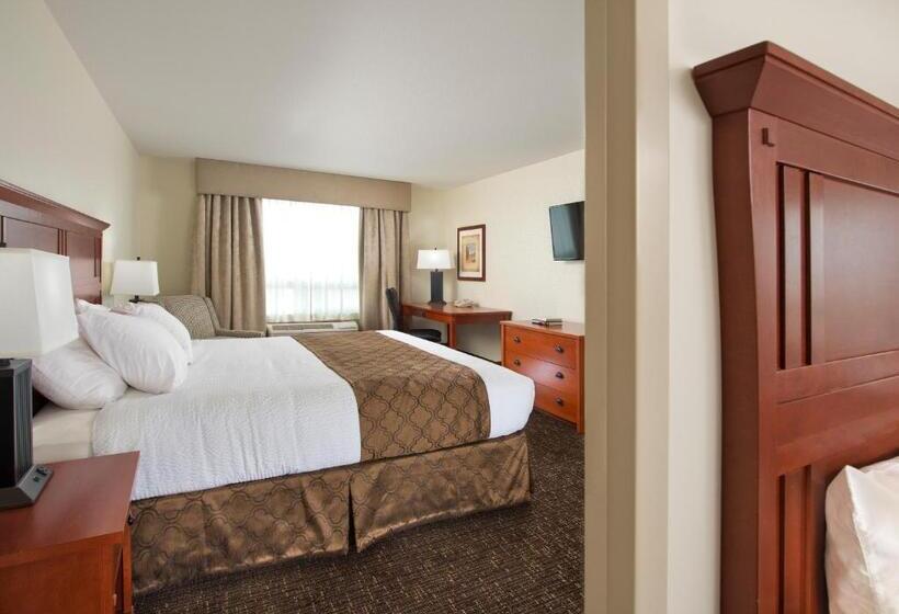 فندق Gold Eagle Lodge