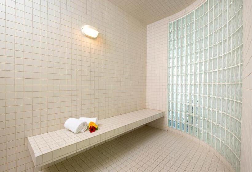 فندق Gold Eagle Lodge