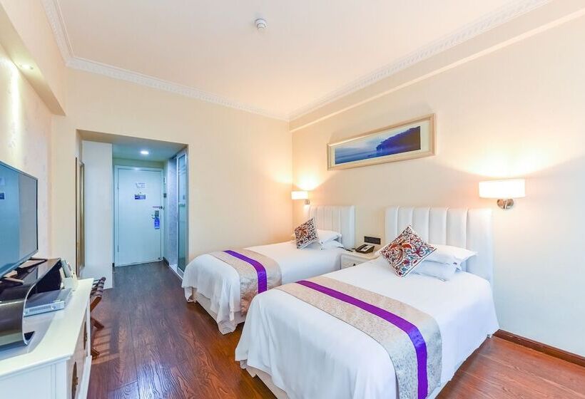 בית מלון כפרי Grand 0773