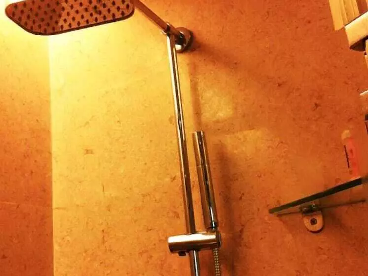 Hotel Howard Johnson Wyndham Leonora Plzaz Shanghai