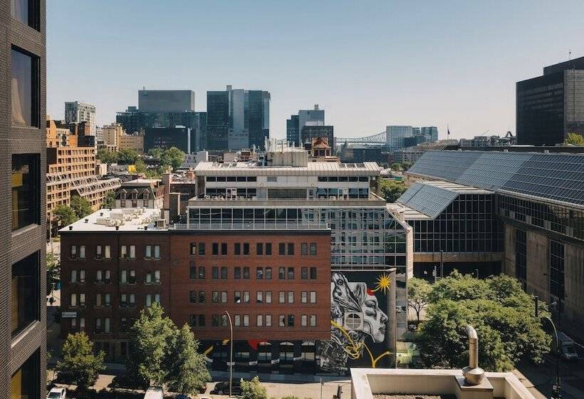 هتل Le Dauphin Montreal Centreville