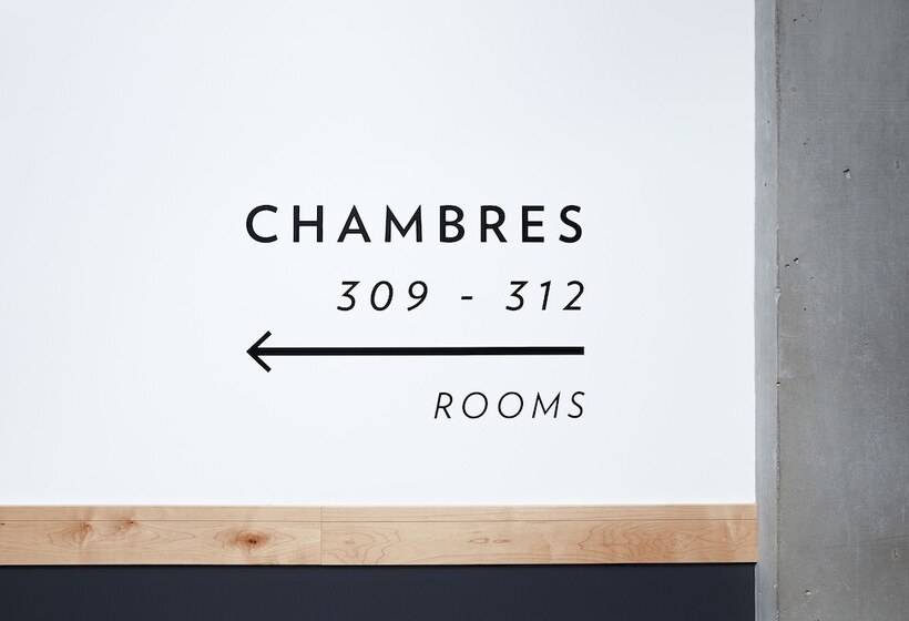 هتل Le Dauphin Montreal Centreville