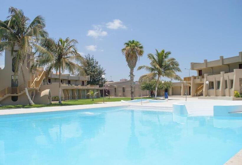 בית מלון כפרי Oasis Praiamar