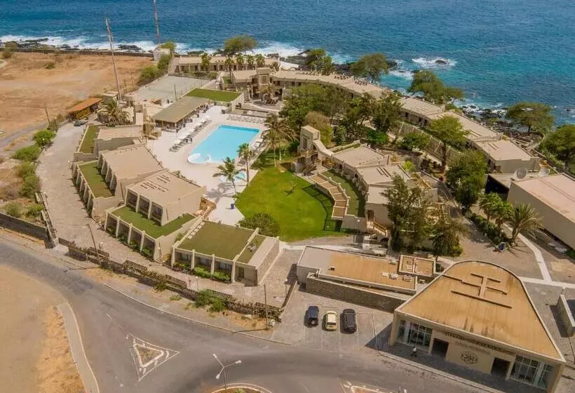 בית מלון כפרי Oasis Praiamar