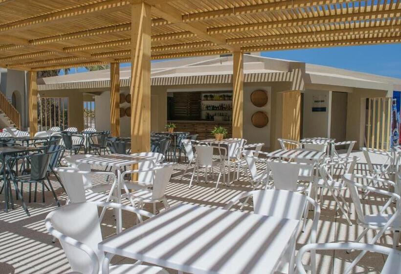 בית מלון כפרי Oasis Praiamar