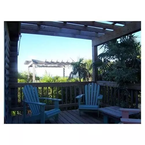 Hotelli Oceanfrontier Hideaway