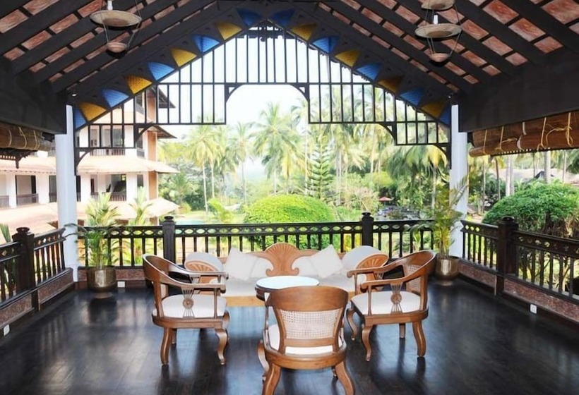 בית מלון כפרי The Raviz Kadavu