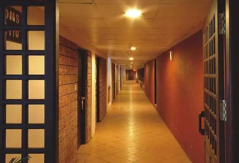 ホテル The Raviz Kadavu