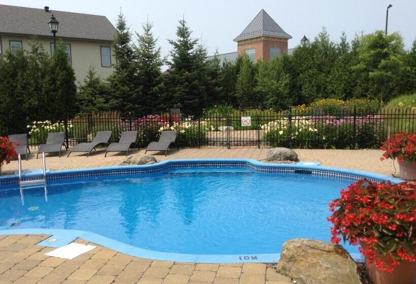 فندق Vallea Bromont