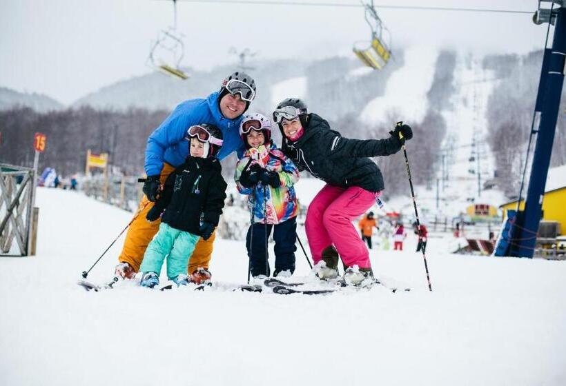 فندق Vallea Bromont