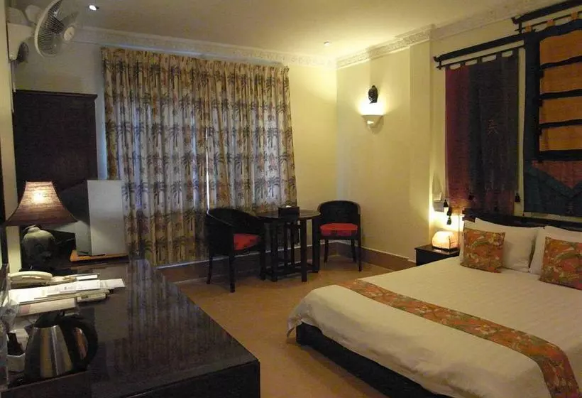 Bougainvillier Hotel