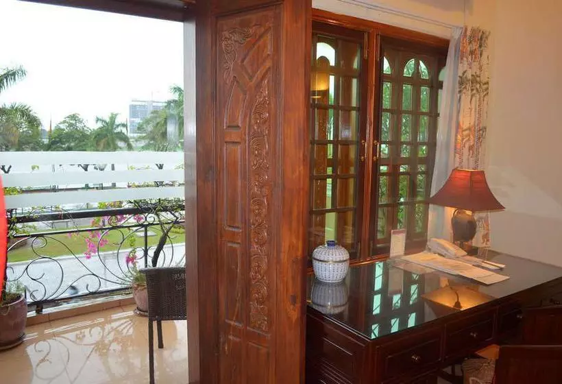 Bougainvillier Hotel