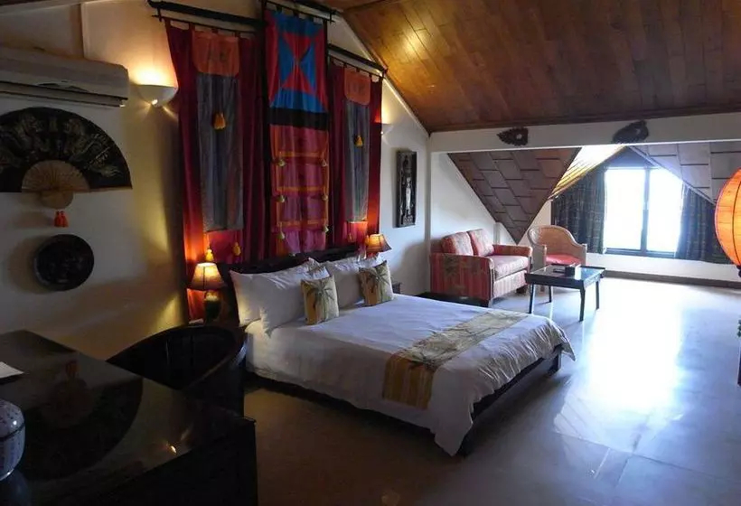 Bougainvillier Hotel