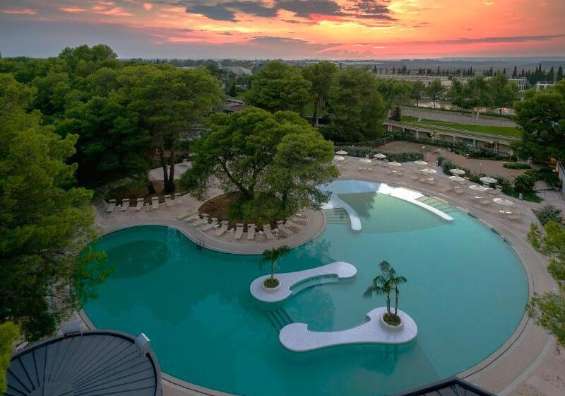 בית מלון כפרי Ethra Reserve Alborèa