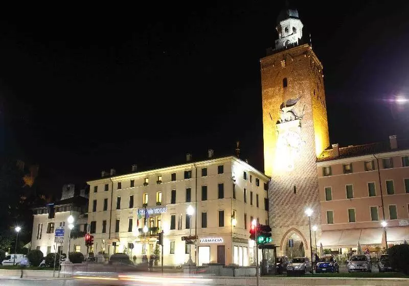 Отель Alla Torre