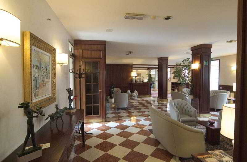 Отель Alla Torre