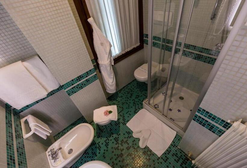 Отель Alla Torre