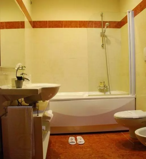 Отель Alla Torre