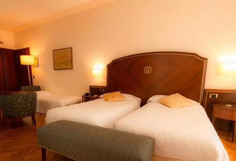 Отель Alla Torre