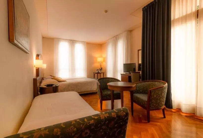 Отель Alla Torre