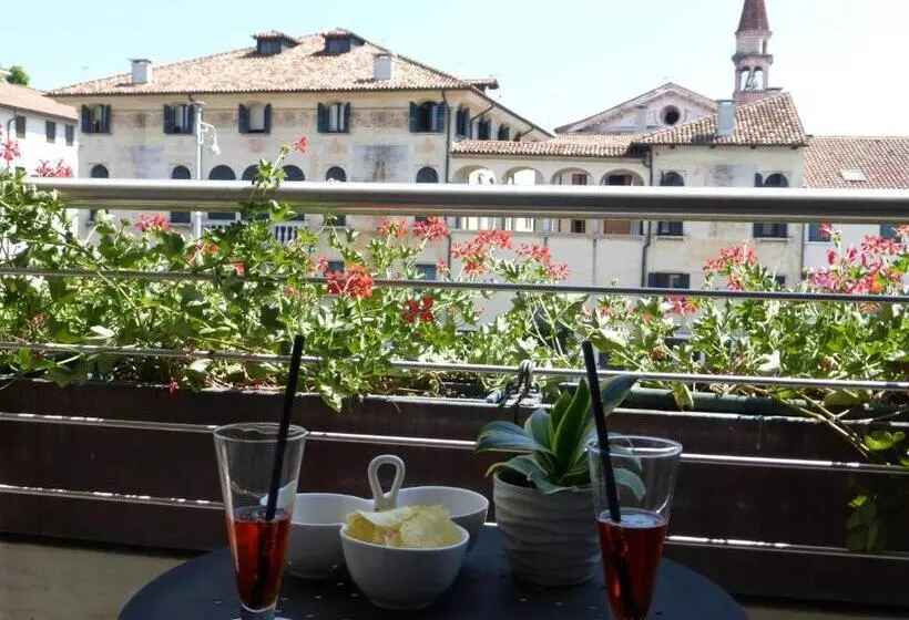 Отель Alla Torre