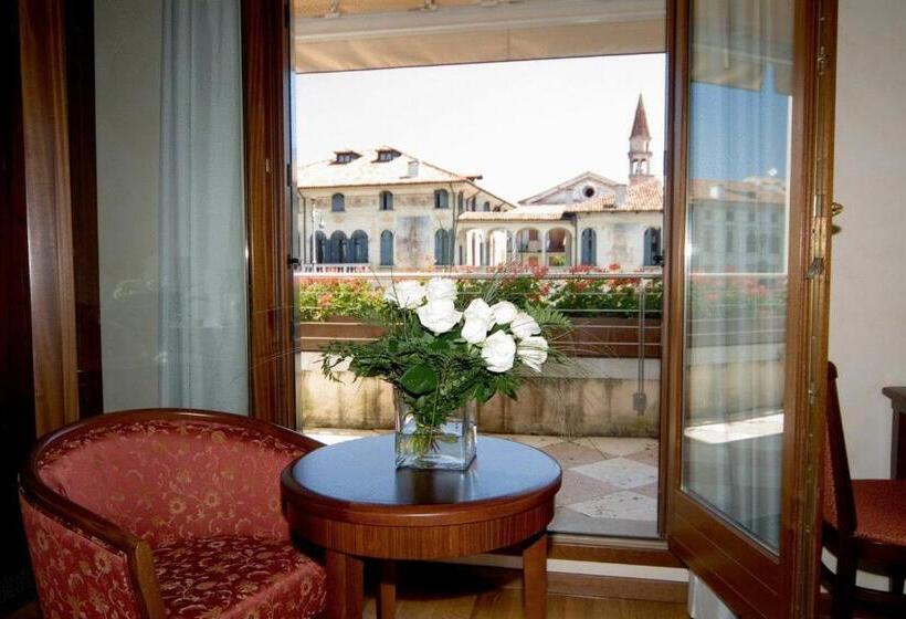 Отель Alla Torre