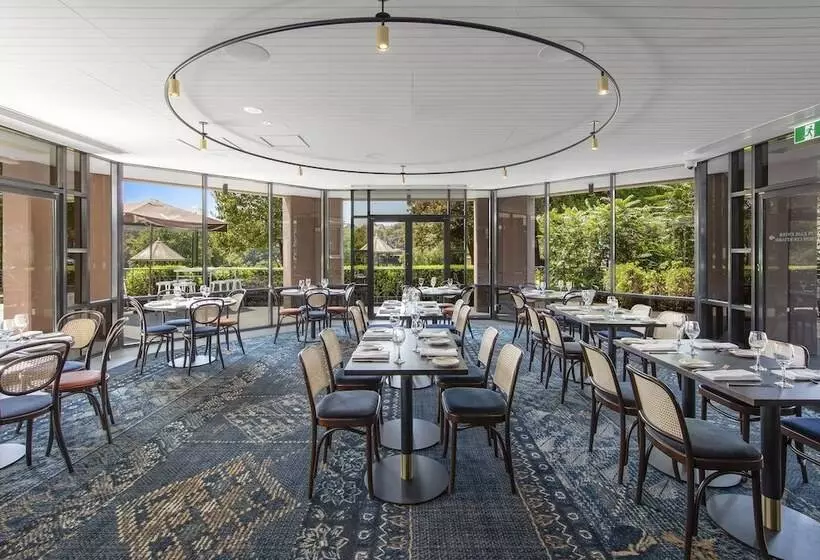 Amora Hotel Riverwalk Melbourne