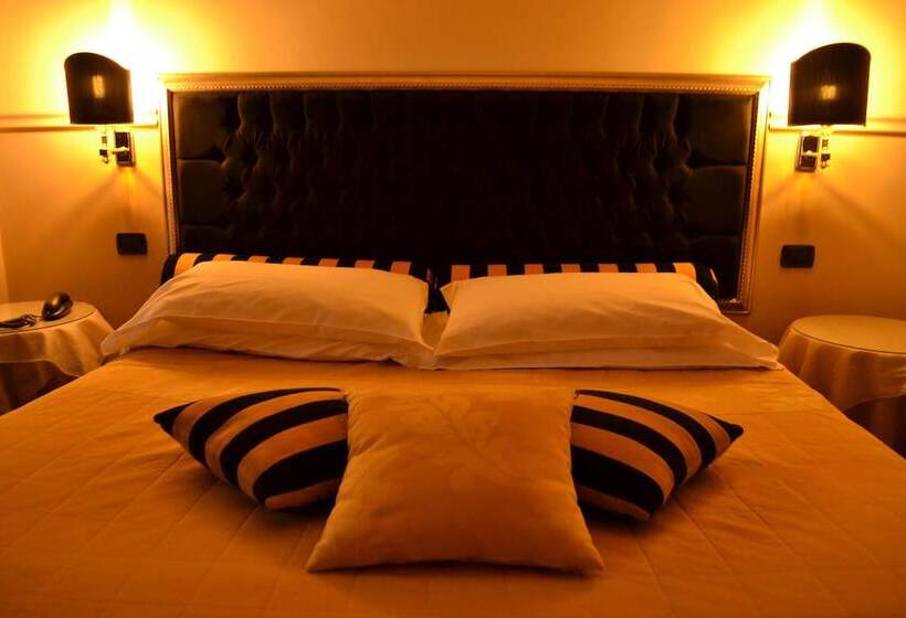 Отель Don Carlo