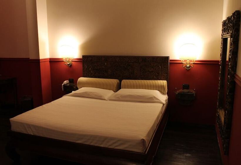 Отель Don Carlo