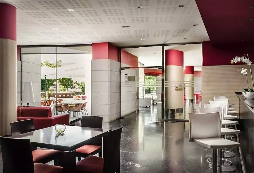 فندق Eurostars Reina Felicia