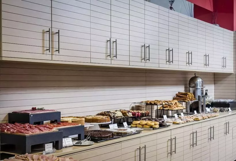 فندق Eurostars Reina Felicia