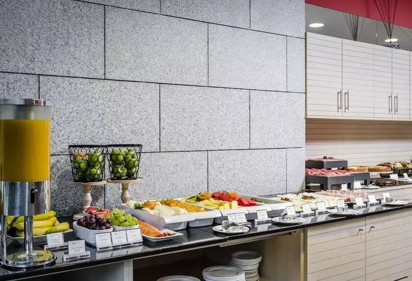 فندق Eurostars Reina Felicia